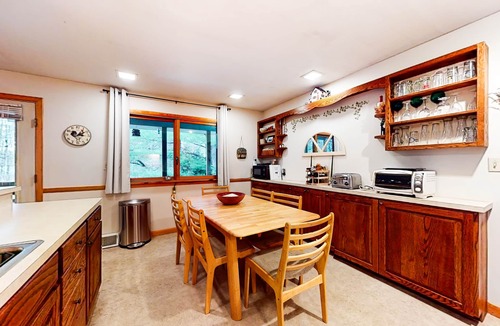 Brownsville House | Secluded home w/covered porch and alpine views, near ski resorts, w/foosball