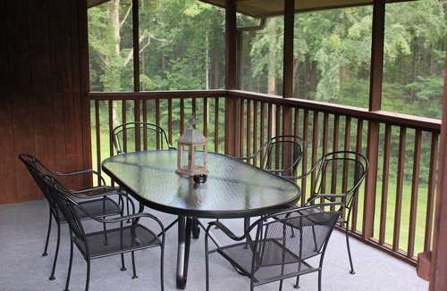 Fayetteville Ski Chalet | Secluded Luxury Mountain Chalet near downtown Fayetteville