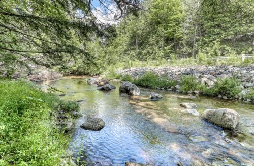 Stratton House | Secluded Sanctuary