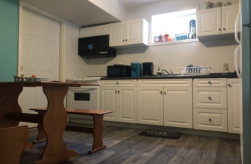 Howard Cottage | Secluded Secondary Cottage that Sleeps 8 Room for More with air mattresses