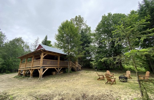 Lyndon Center Cabin | Secluded trailside cabin for 8 people on Kingdom Trails