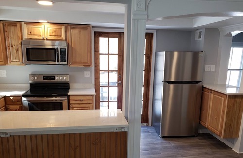 High Bridge House | Secluded Wooded Oasis 1 Hour from NYC/Philly