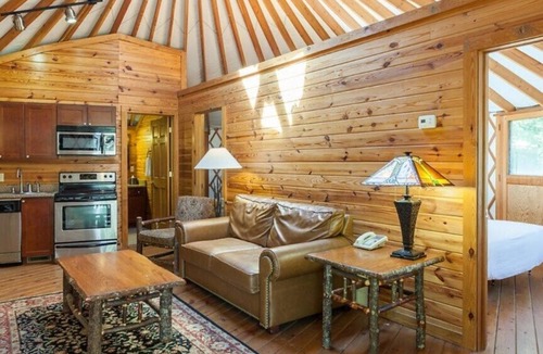 Gordonsville Condo | Shenandoah Crossing™ - 2 Bedroom 1 Bath Yurt