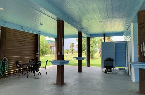 Galveston House | Shore Fun! 3/2 Beachhouse, Holiday Beach Subdivision, Close to Everything!