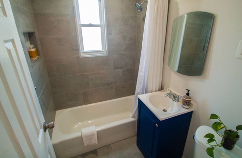 Southeast House | Simple Stay in the Nation's Capital