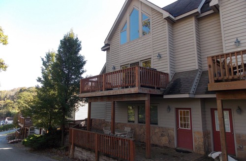 Thayerville House | Sisters Treehouse