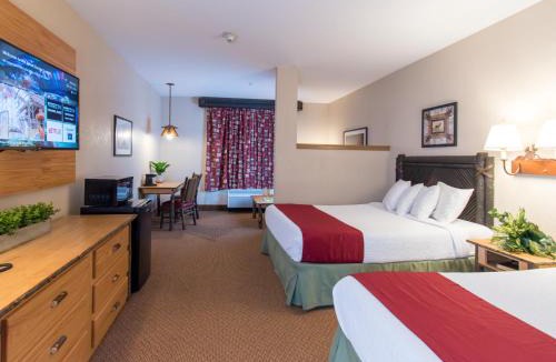 Queensbury Resort | Six Flags Great Escape Lodge & Indoor Waterpark