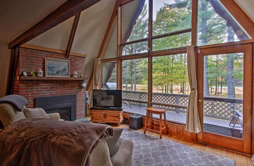Bartlett House | Ski Chalet on Saco Less Than 2 Mi To Attitash Resort!