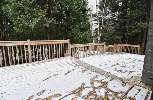 Jay Cottage | Ski, Golf, Bike, Hiking, snowmobiles and more