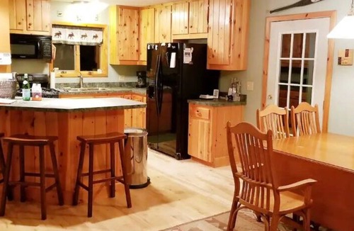 Olmstedville House | SKI GORE-Central Adirondacks-60 Acre Hidden Gem, Near Schroon Lk, 15 min off I87