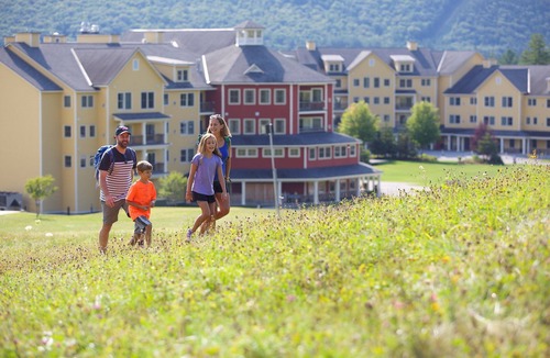 Ludlow Condo | Ski-in/Ski-out Condo with access to Pools, Sauna
