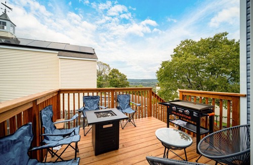 Highland Falls House | Sleek Escape: Modern 3 BR- 4 Min from West Point !