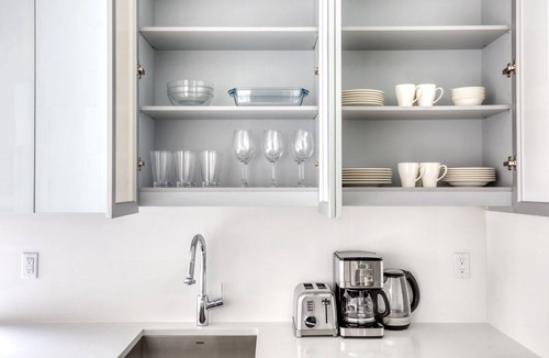 Hunters Point Apartment | Sleek LIC 1BR w/Gym, Doorman, Elevator & Private Balcony, by Blueground