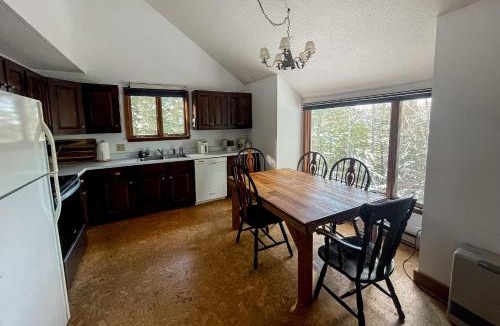 Thornton House | Sleepless in Snowood