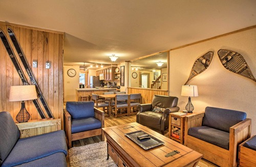 Snowshoe Condo | Slopeside Snowshoe Condo - Walk to Ski Lifts!