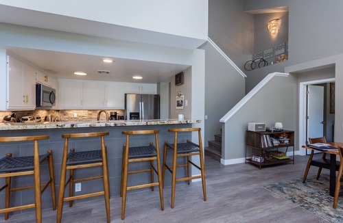 Mammoth Lakes House | Snowcreek #888 Luxury & Fully Updated 2 Bedrm + Loft Townhme. Amazing Views