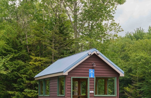 Snowshoe House | Snowshoe Creekside Villas - perfect location