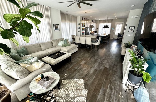 Castleberry Hill House | Spacious 2 BR Urban Oasis at Castleberry Station in downtown Atlanta