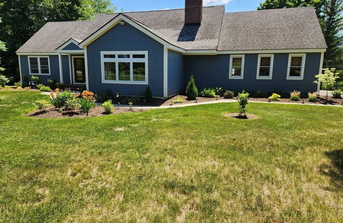 Manchester Center House | Spacious 4+ bedrm VT house near Stratton,Bromley, Wild Wings or Viking Resorts.