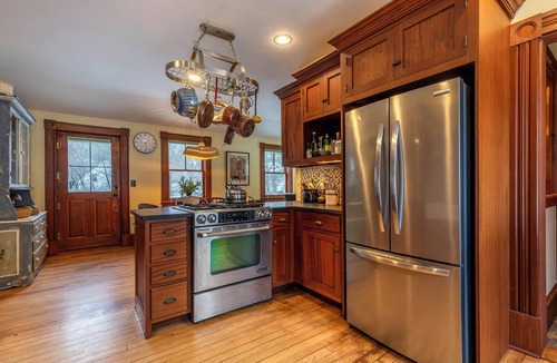 Woodstock House | Spacious 4-bedroom house in charming Woodstock
