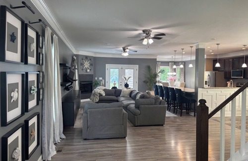 Bayview House | Spacious 4-bedroom house in charming Norfolk with WiFi, AC