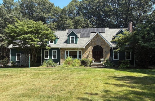Norfolk House | Spacious 4-Bedroom Norfolk Home, 20-Min Walk to Gillette Stadium