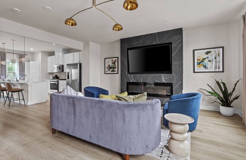 Upper Marlboro House | Spacious 4-bedroom townhome in Upper Marlboro 20 mins from DC with WiFi and AC