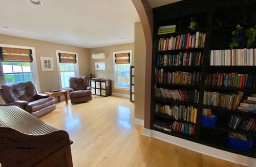 Williamstown House | Spacious 4 bedroom, big pool & outdoor space. Close for local summer activities!