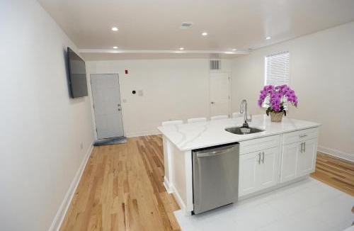 Point Breeze Apartment | Spacious and Brand New Apartment in Point Breeze - Prime Location
