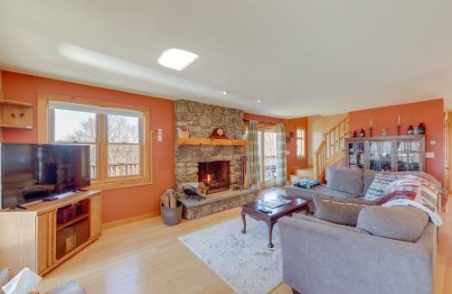 Harrison House | Spacious Harrison Cabin about 1 Mi to Long Lake!