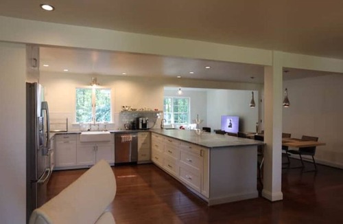 Middleburg House | Spacious Modern Home on Middleburg Horse Farm