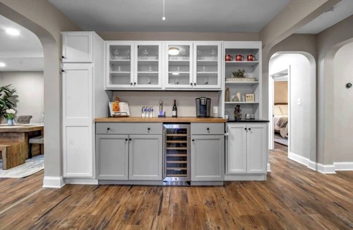 Orchard Park House | Spacious Retreat Walking Distance to Bills Stadium