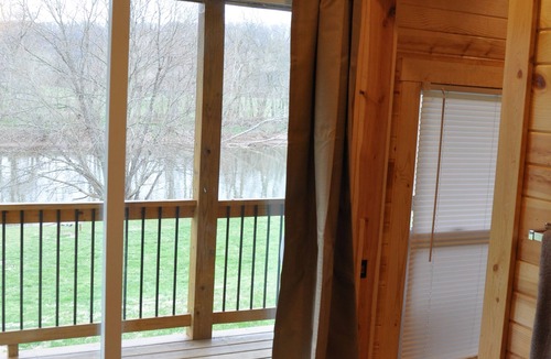 Frederick Apartment | Spacious Studio on Monocacy River, Sleeps 4, Full Bath, Kitchenette.