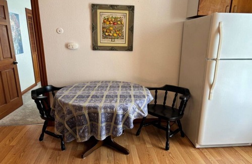 Greenside Park Apartment | Spacious Studio