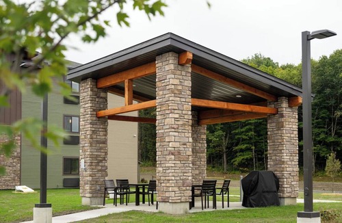 Randolph Center House | Spacious Suite Near Vermont Trails | Kitchen, Free Parking, Pet-Friendly Stay