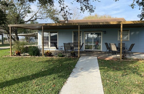 Cedar Lane House | Spacious Waterfront Home on Caney Creek