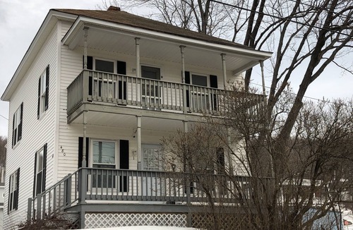 Berlin Apartment | Spacious White Mountain renovated 2 bedroom