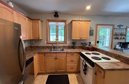 Thornton House | Spacious White Mtns Home with Outdoor Patio & Fireplace