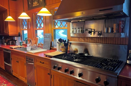Wolfeboro House | Spectacular Lakefront Estate on Winter Harbor