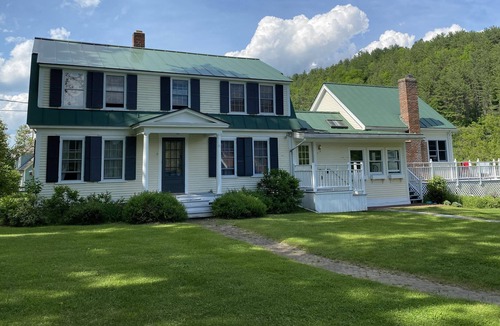 Woodstock House | Splendid 1920s Vermont Farmhouse