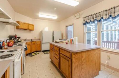 Waynesboro House | Sprawling 9 BR Mountaintop Oasis with BlueRidge Views