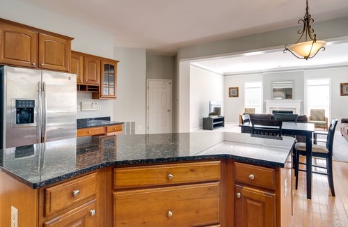 Springfield House | Springfield Sanctuary w/Spacious Deck!