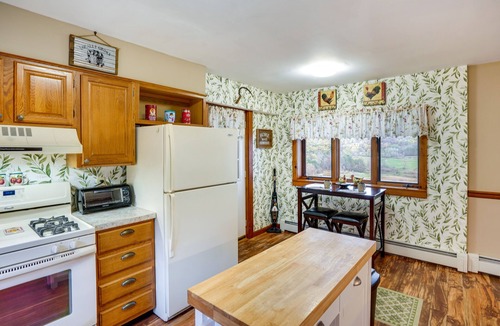 Stamford House | Stamford Farmhouse w/Deck in Catskill Foothills