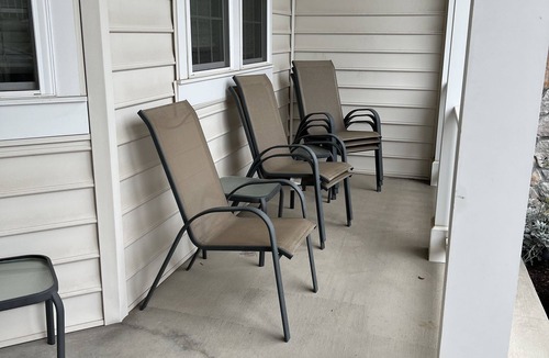 Ashburn Apartment | Stay 10 mins from IAD Airport @ Cloud City of Ashburn w/Greenway access into DC