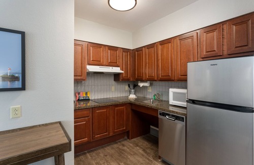 West Seneca Hotel | Staybridge Suites West Seneca by IHG
