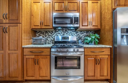 Lexington Condo | Steps from WLU & VMI Loft with Private Parking