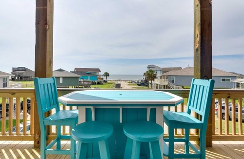Acapulco Village House | Steps to Coast Gorgeous Beach House in Galveston