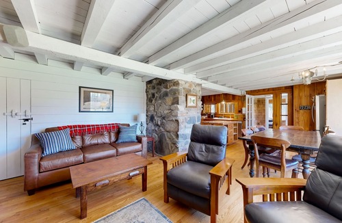 Lyndon Center House | StonyBrook Falls: Newly Renovated 50-Acre Retreat (Waterfall View, Dog Friendly)
