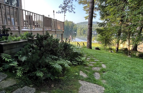 Unity House | Storybook Cottage, Superior Lakeside Location - Four Season Fun - Come vacation!