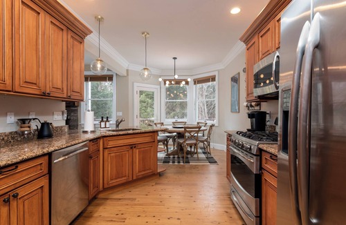 Wardsboro House | Stratton + Mt. Snow family getaway with Hot Tub, Fire Pit, Game Room, and AC!